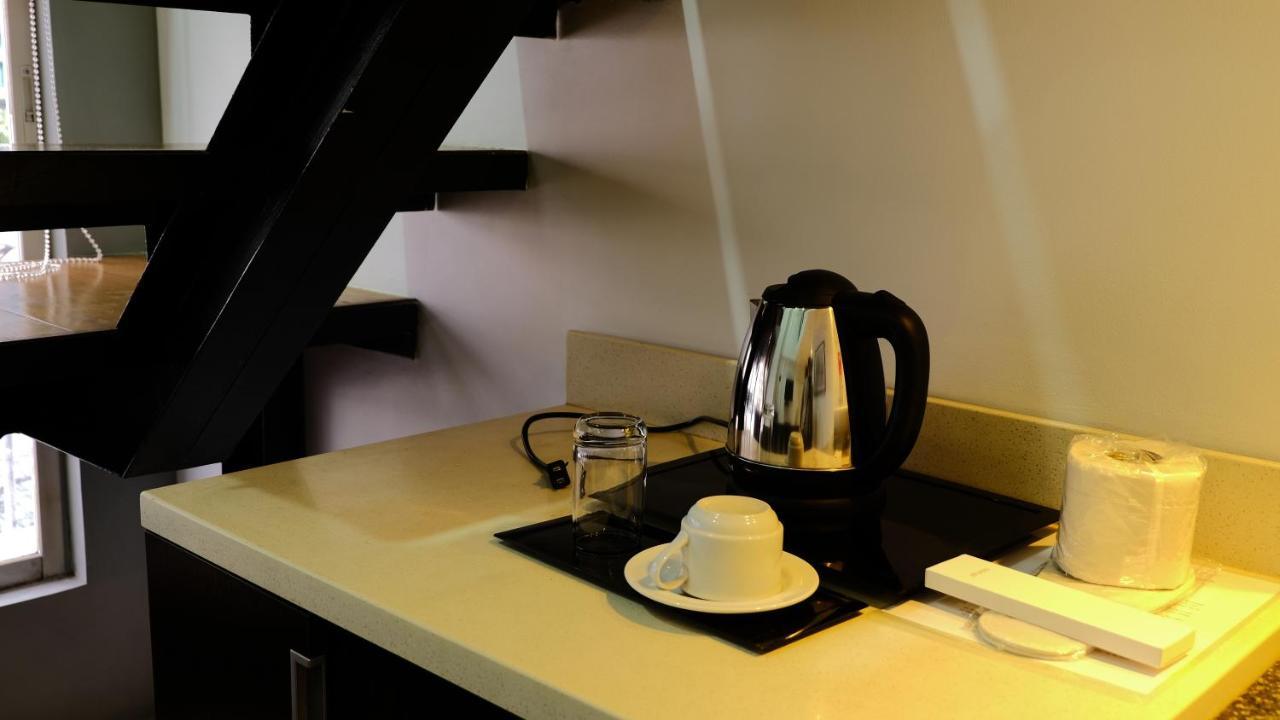 Havitat Boutique Hotel Makati City Bagian luar foto