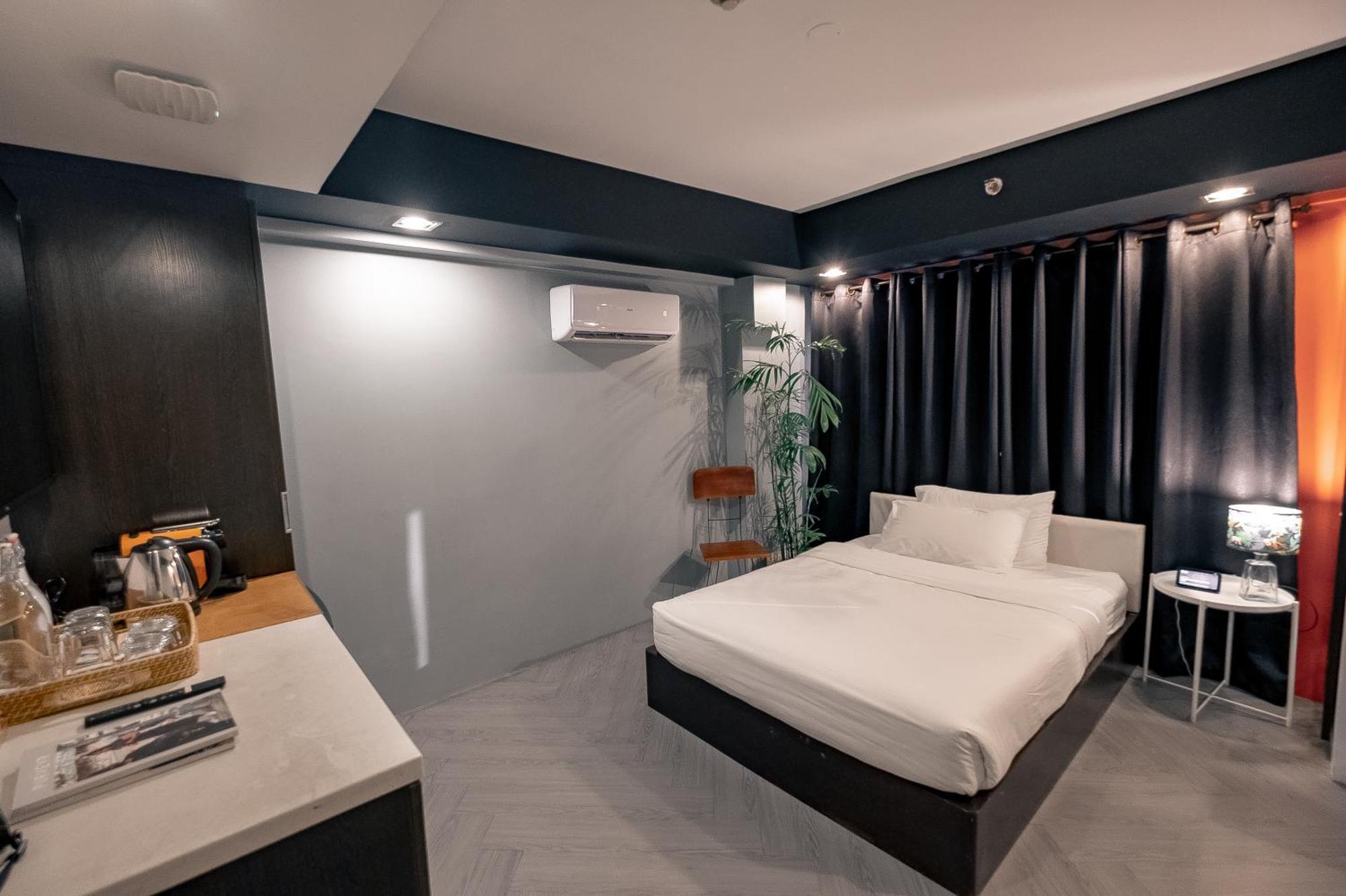 Havitat Boutique Hotel Makati City Bagian luar foto