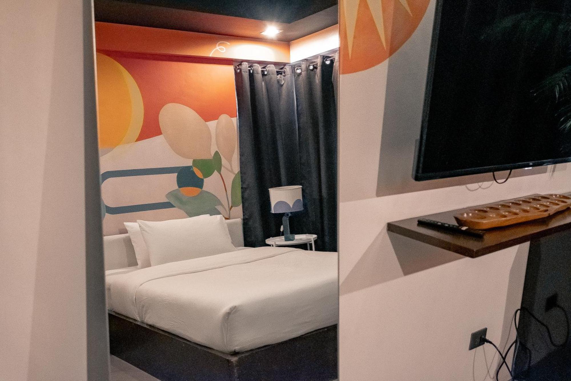 Havitat Boutique Hotel Makati City Bagian luar foto